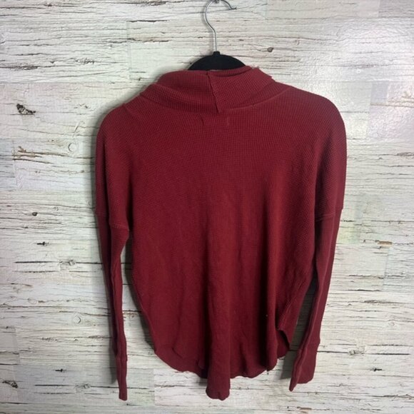 Aritzia Tna Thermal Cowlneck Waffle Knit red size xxs - Picture 7 of 7